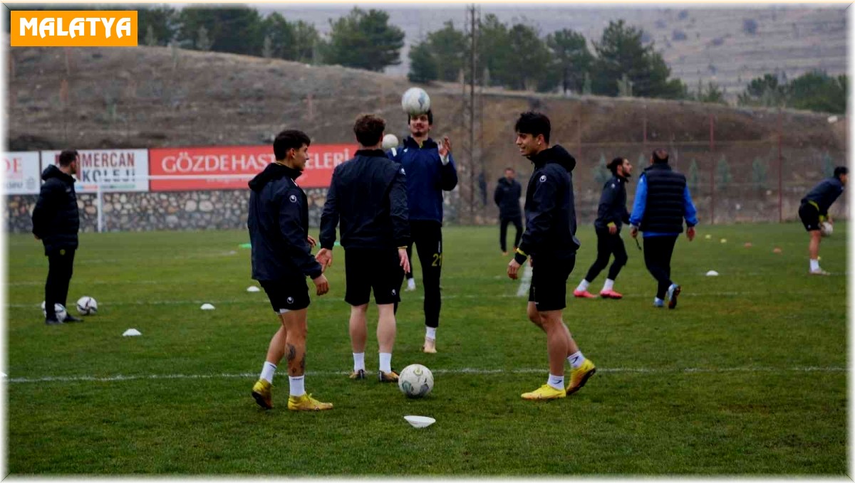 Hasan Özer: "İçerdeki galibiyet hasretine biran önce son vermek zorundayız"