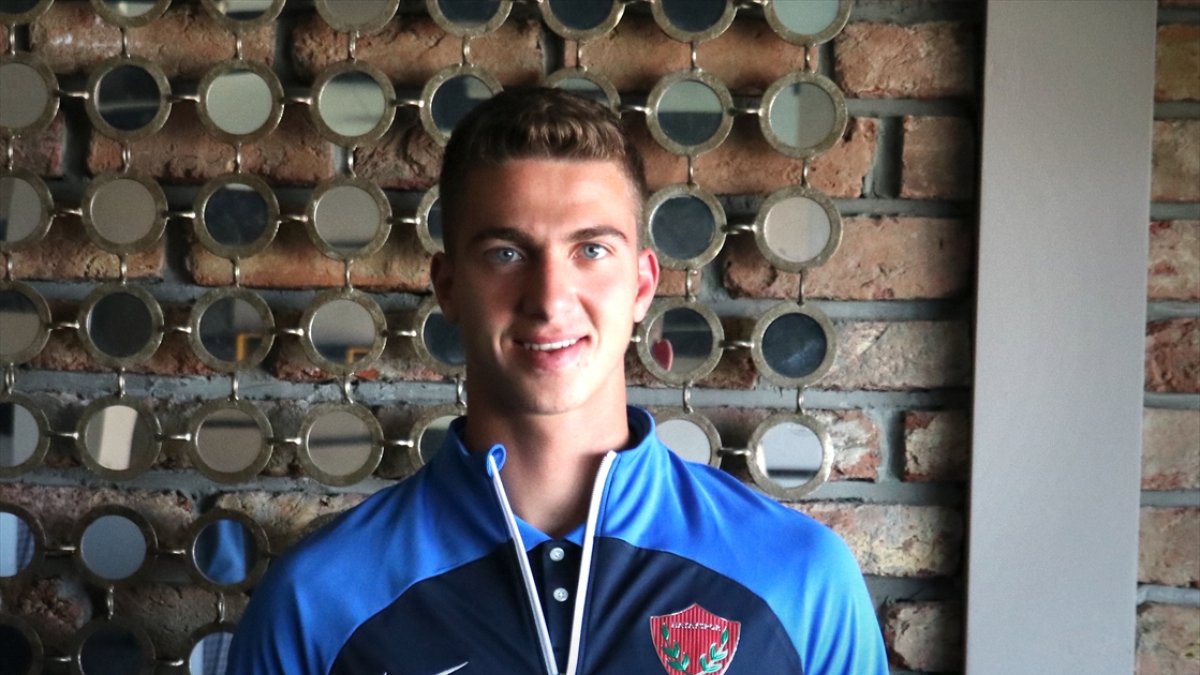 Hatayspor'un genç santrforu Bertuğ Özgür Yıldırım, forma rekabetine hazır: