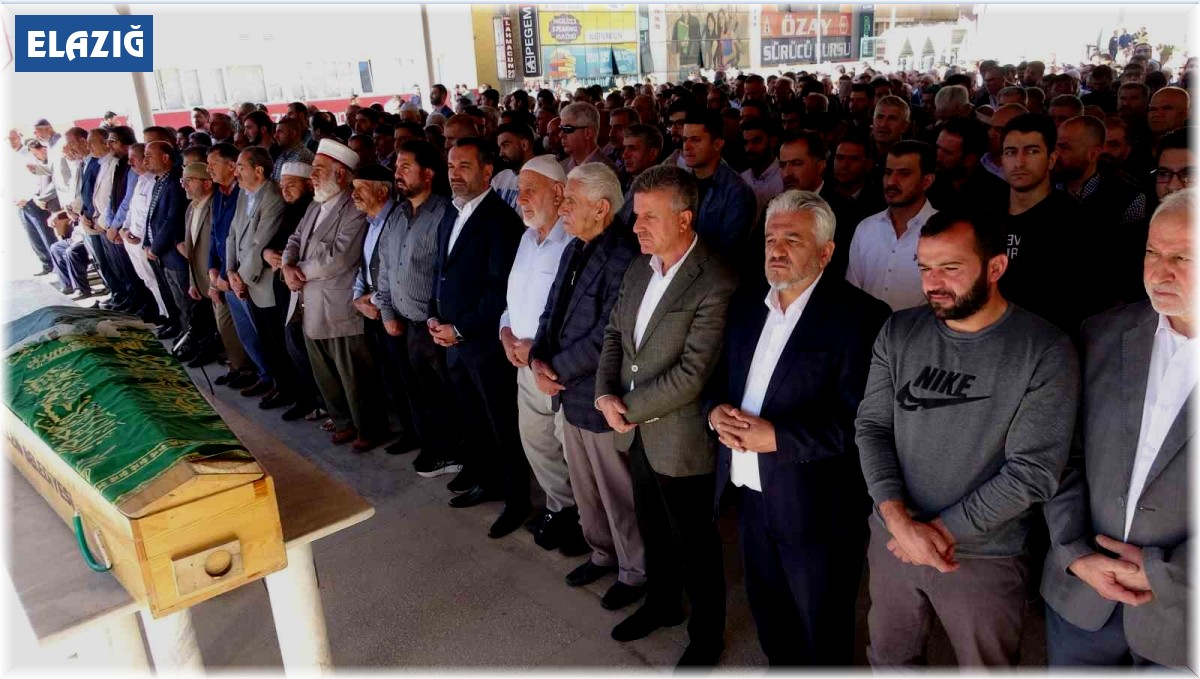 Hayatını kaybeden Filistinliler için gıyabi cenaze namazı kılındı