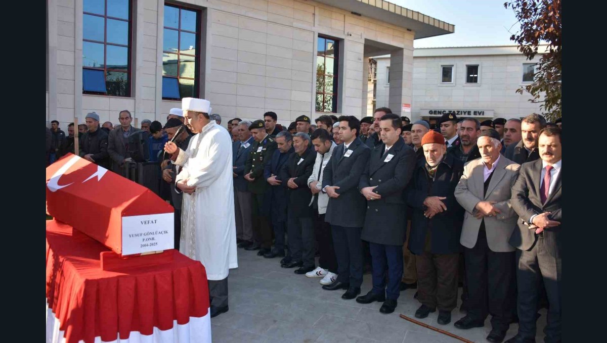Hayatını kaybeden Piyade Er Gönlüaçık, son yolculuğuna uğurlandı
