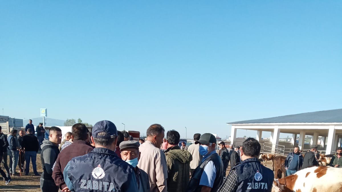 Hayvan Pazarı'nda Covid-19 denetimi