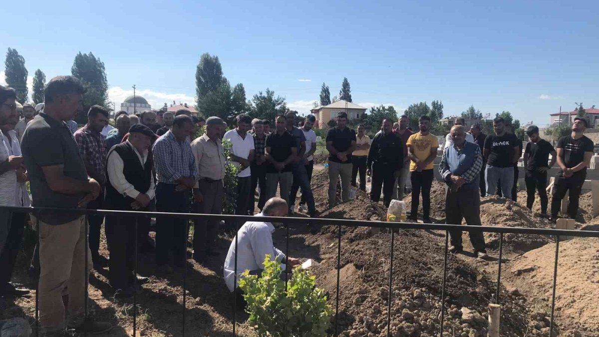 Hayvanları çalmaya gelen hırsızlar tarafından öldürüldü