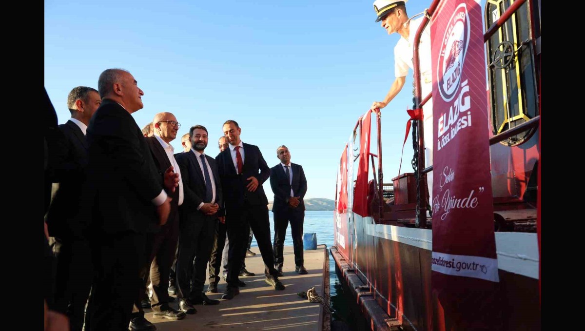 Hazar Gölü temizliği için ilk adım atıldı: "Hazar'ın Nefesi" hizmete girdi