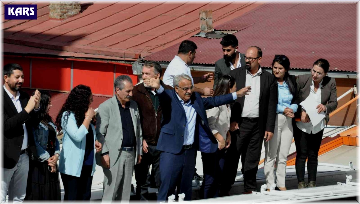 HDP Genel Başkanı Sancar, Kars'ta ilgi görmedi