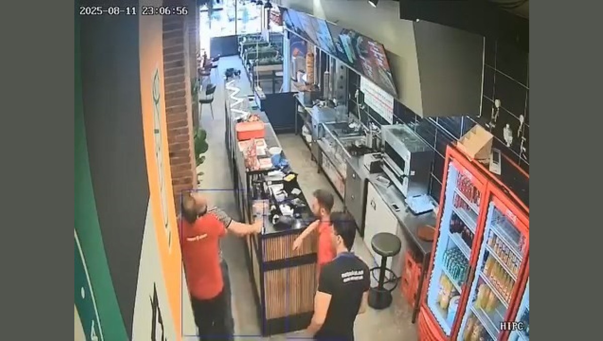 Heimlich manevrası ile müşterisinin hayatını kurtardı