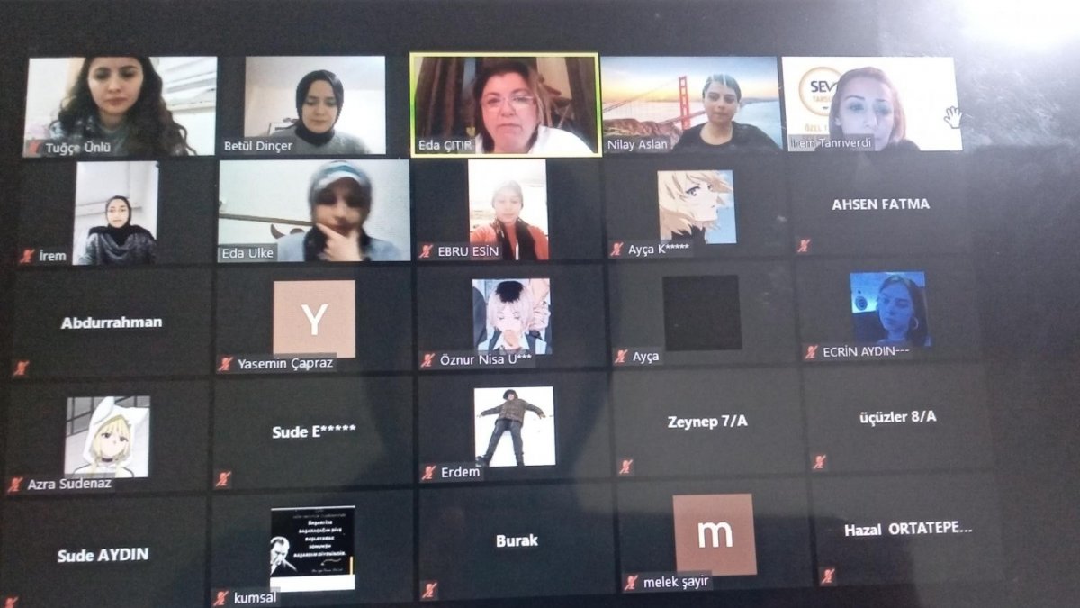 Hem dil, hem de sosyal becerilerini geliştiriyorlar