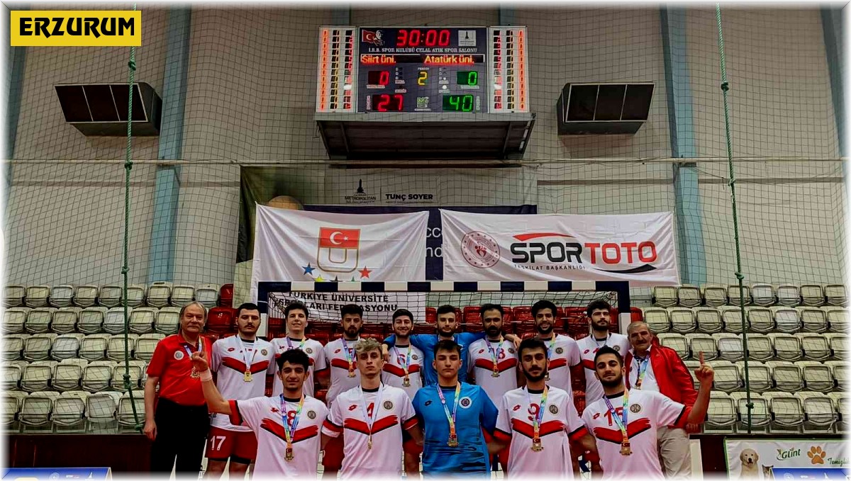 Hentbol takımı namağlup şampiyon