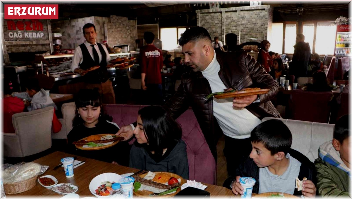 Her gün yüzlerce öğrencinin hayalini gerçekleştiriyor