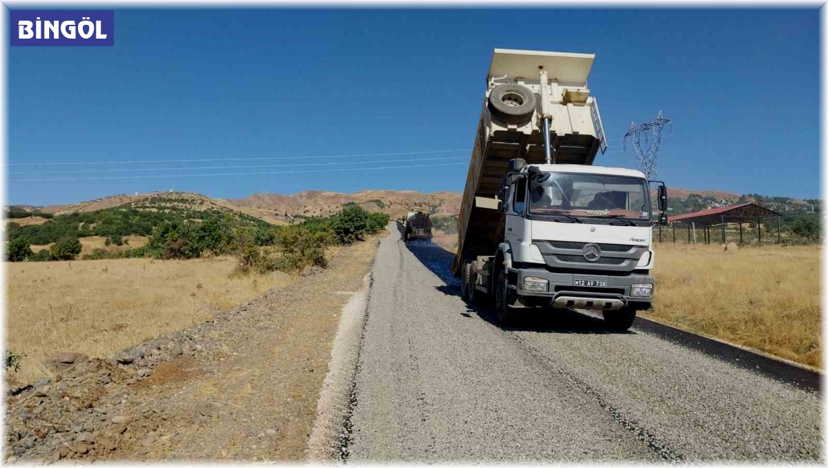 Heyelan nedeniyle kapalı olan yolda çalışma tamamlandı