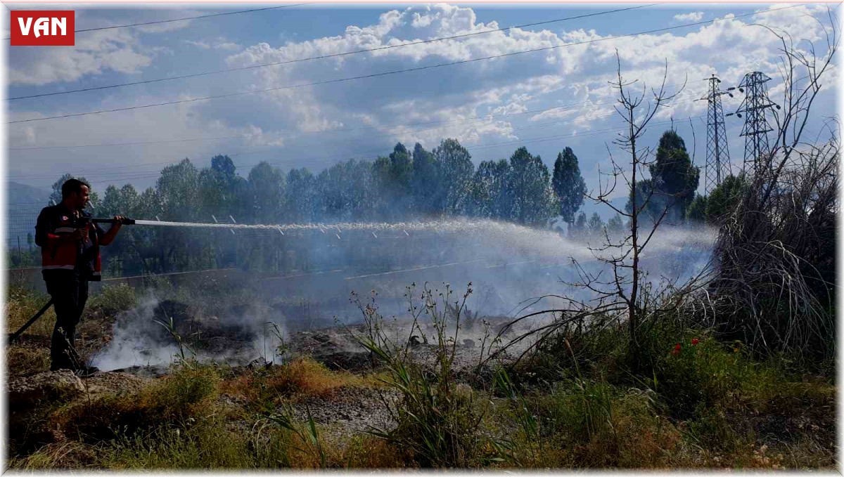 Hidroelektrik santrali arazisinde korkutan yangın