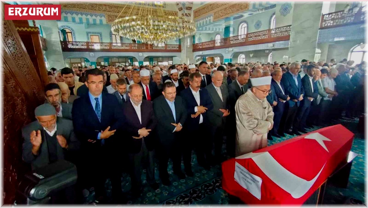 Hınıs Belediye Başkanı Erdoğan Eren gözyaşı ve dualarla uğurlandı