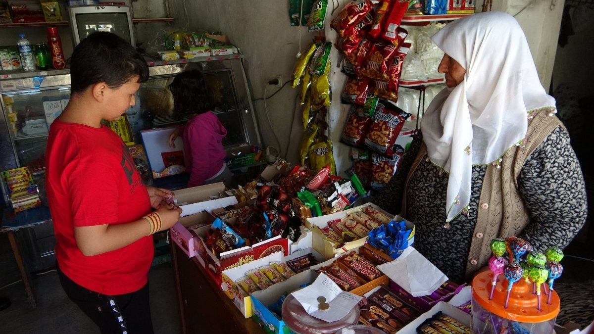 Hırsız insafa gelip çaldıklarının parasını gönderdi