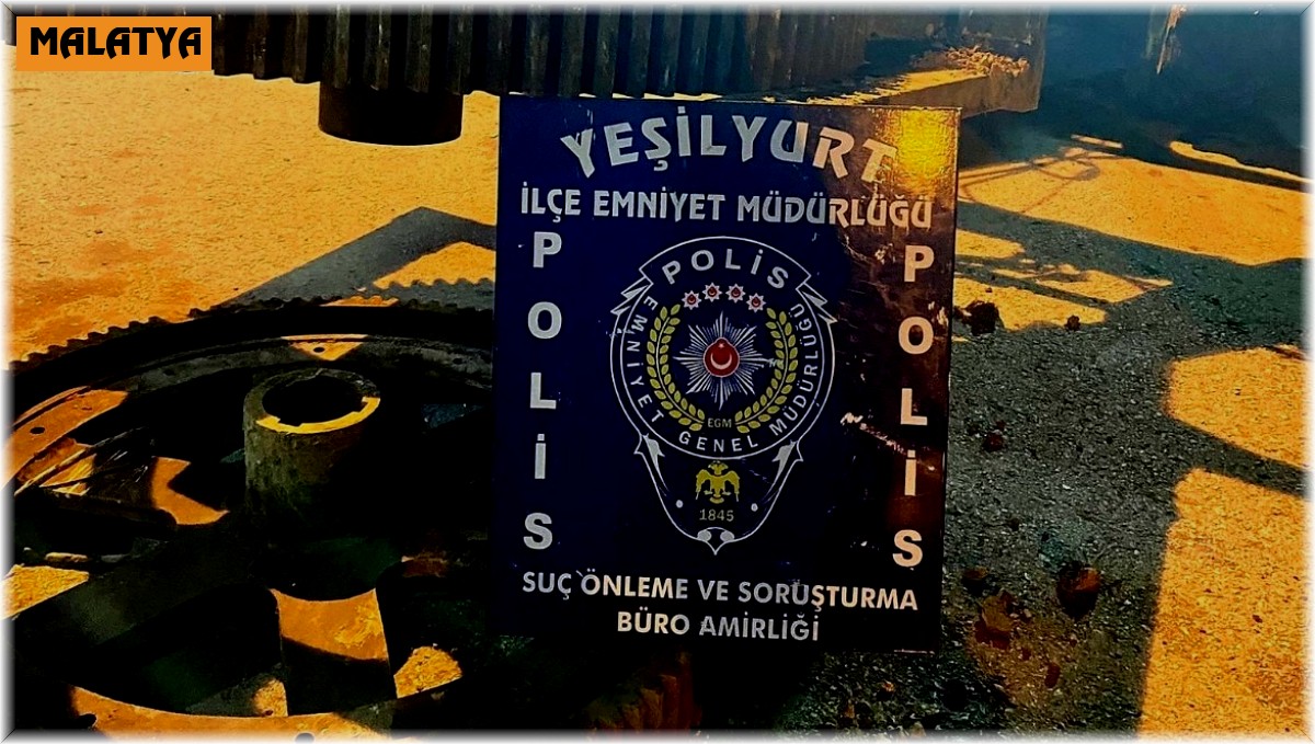 Hırsızları kameralar ele verdi