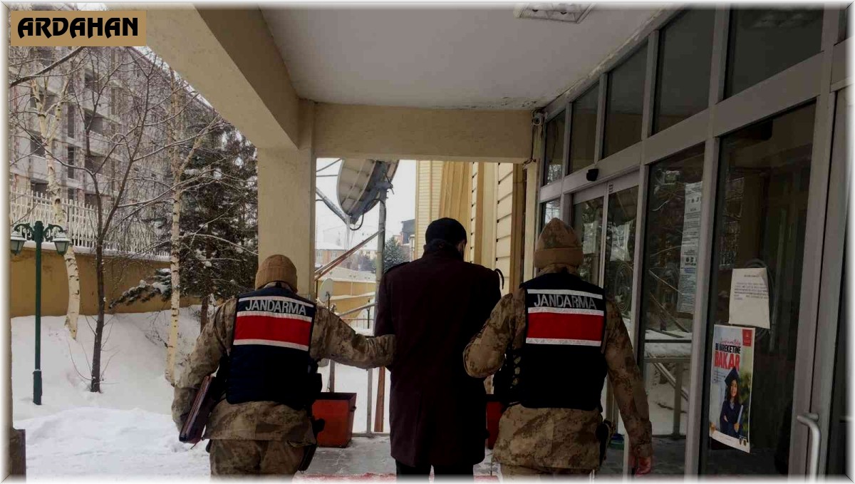 Hırsızlık suçundan 4 yıl hapis cezasıyla aranan hükümlü yakalandı