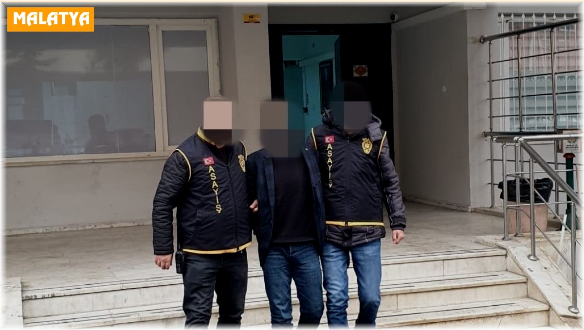 Hırsızlık zanları polisten kaçamadı