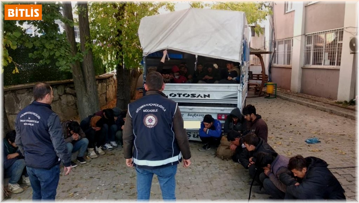 Hizan'da 36 düzensiz göçmen yakalandı