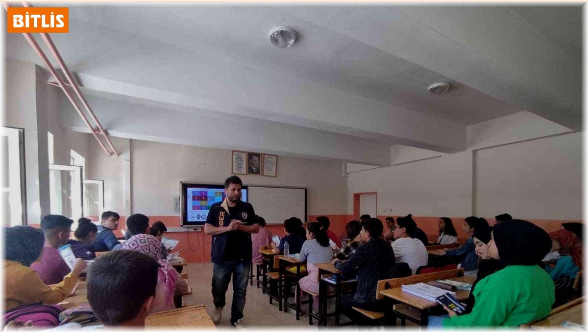 Hizan'da Siberay projesi öğrencilere anlatıldı