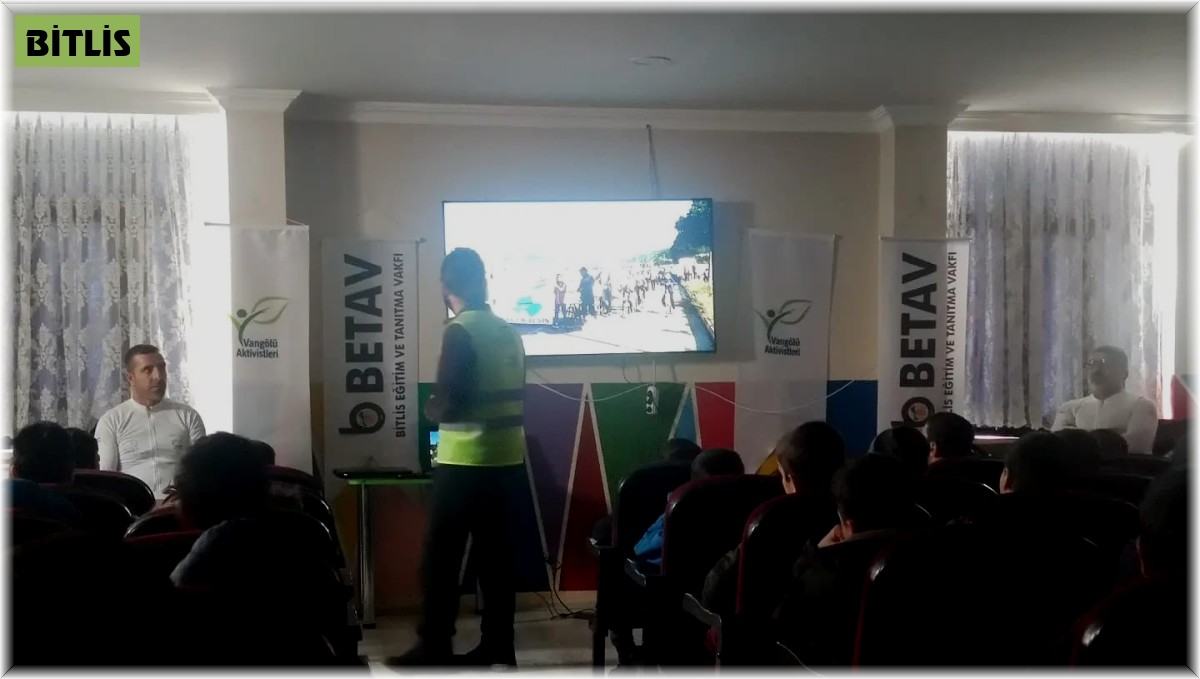 Hizan'daki öğrencilere 'Çevre ve Van Gölü Havzası' eğitimi