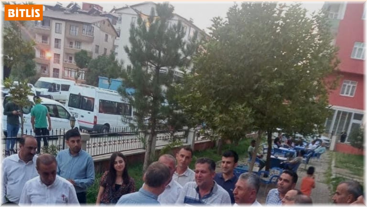 Hizan Kaymakamı Muhammed İkbal Yelek onuruna veda yemeği düzenlendi