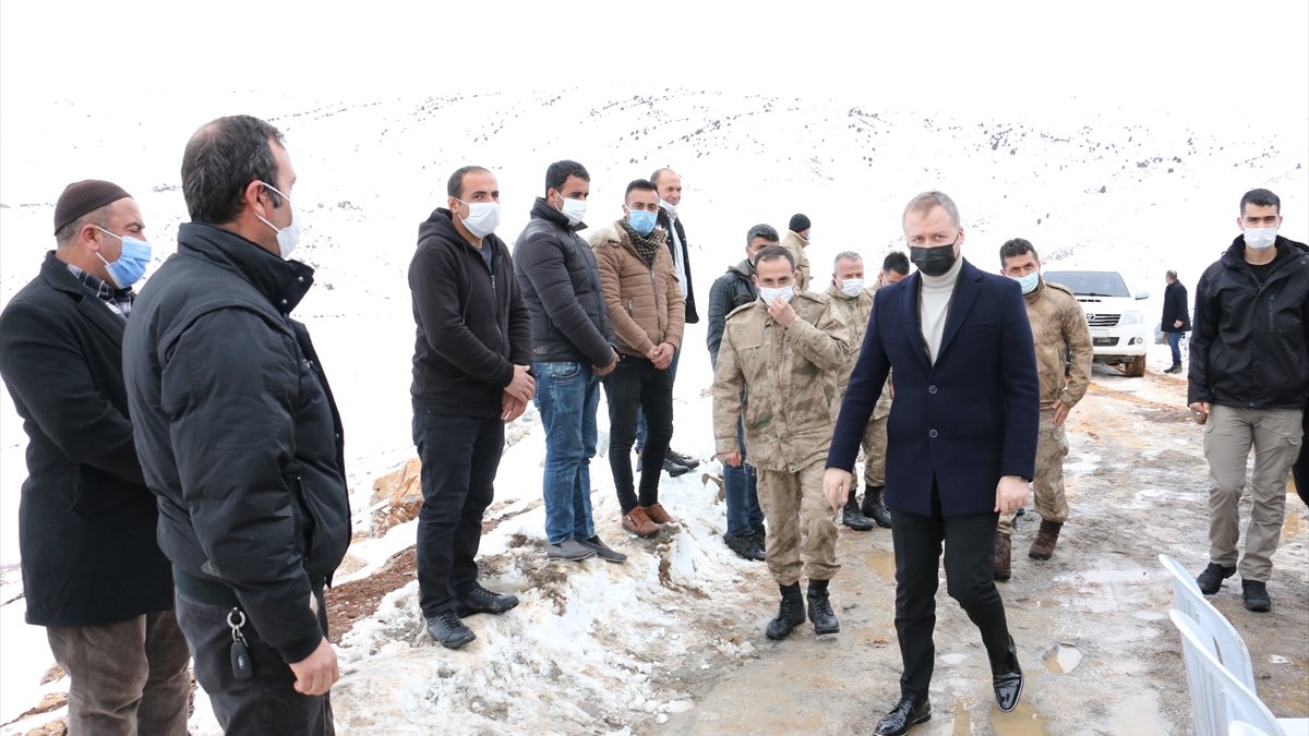 Hizan Kaymakamı Muhammed İkbal Yelek'ten üs bölgesine ziyaret