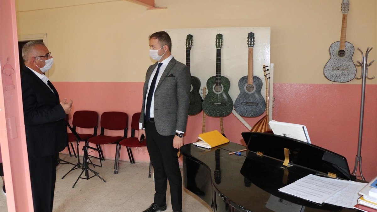 Hizan Kaymakamı Yelek'in kurum ziyaretleri