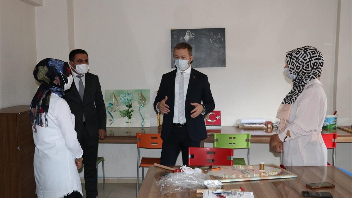 Hizan Kaymakamı Yelek'ten ADEM'e ziyaret