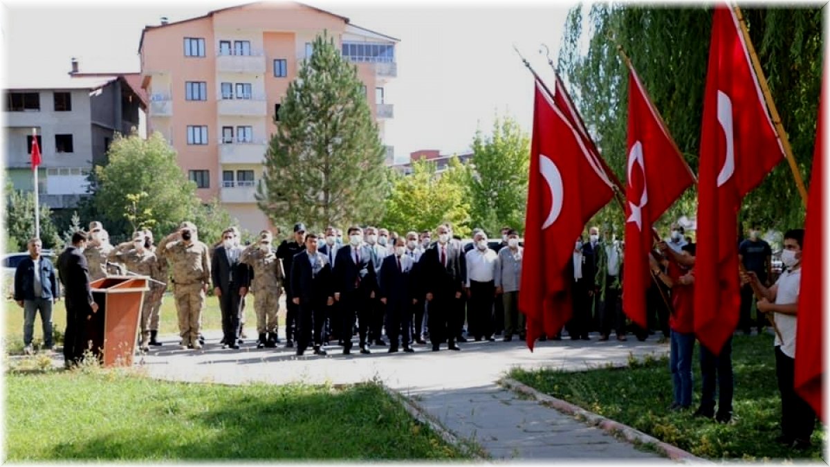 Hizan’da “19 Eylül Gaziler Günü” dolayısıyla tören düzenlendi