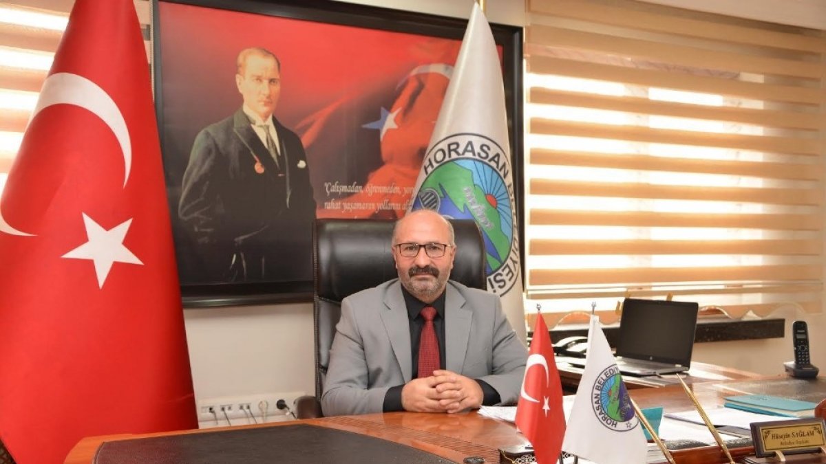 Horasan Belediye Başkanı Sağlam'dan Horasan'ın Kurtuluş Bayramı mesajı