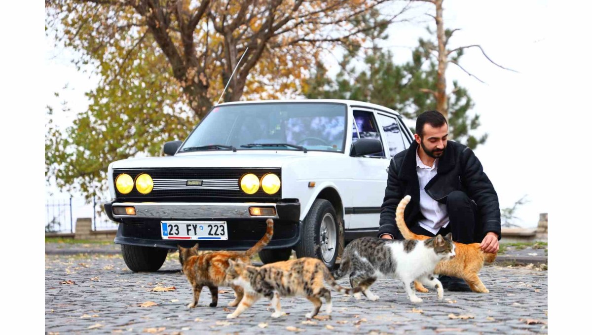 "Horoz" lakaplı bu araca galoşsuz binmek yasak