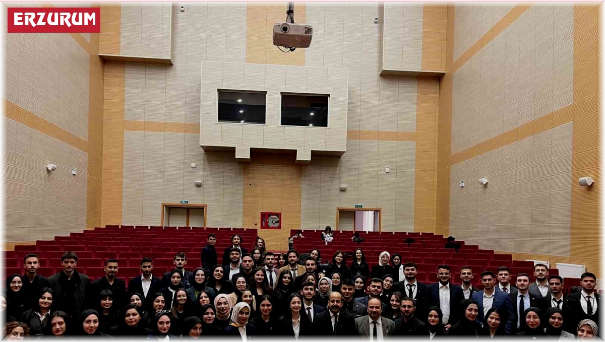 Hukuk Fakültesi öğrencilerinden meclis provası