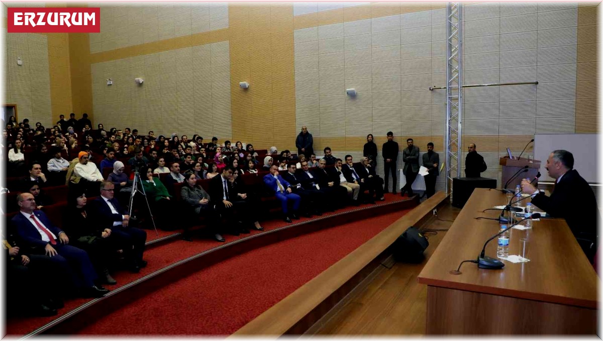 Hukuk Fakültesinde 'Adalet Bilinci' konulu söyleşi düzenlendi