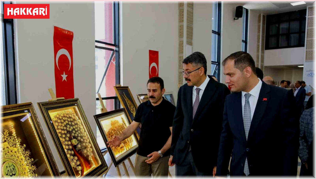 Hükümlülerin el ürünleri sergilendi