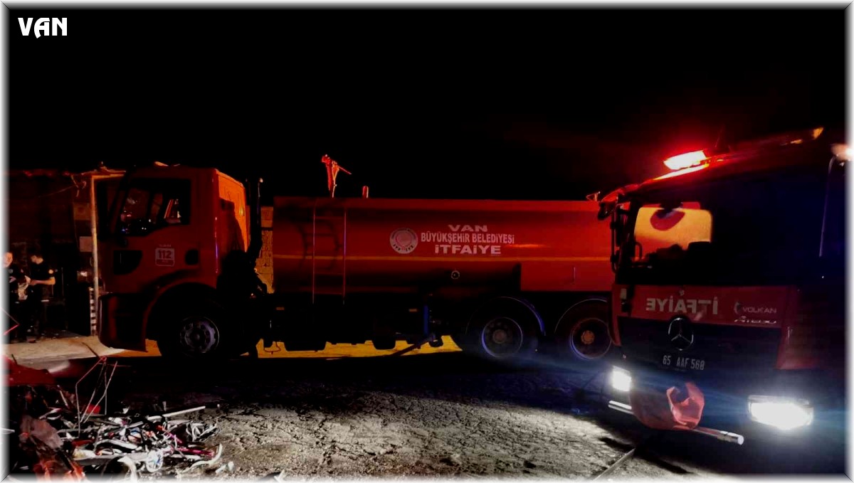 Hurdacılar sitesinde korkutan yangın