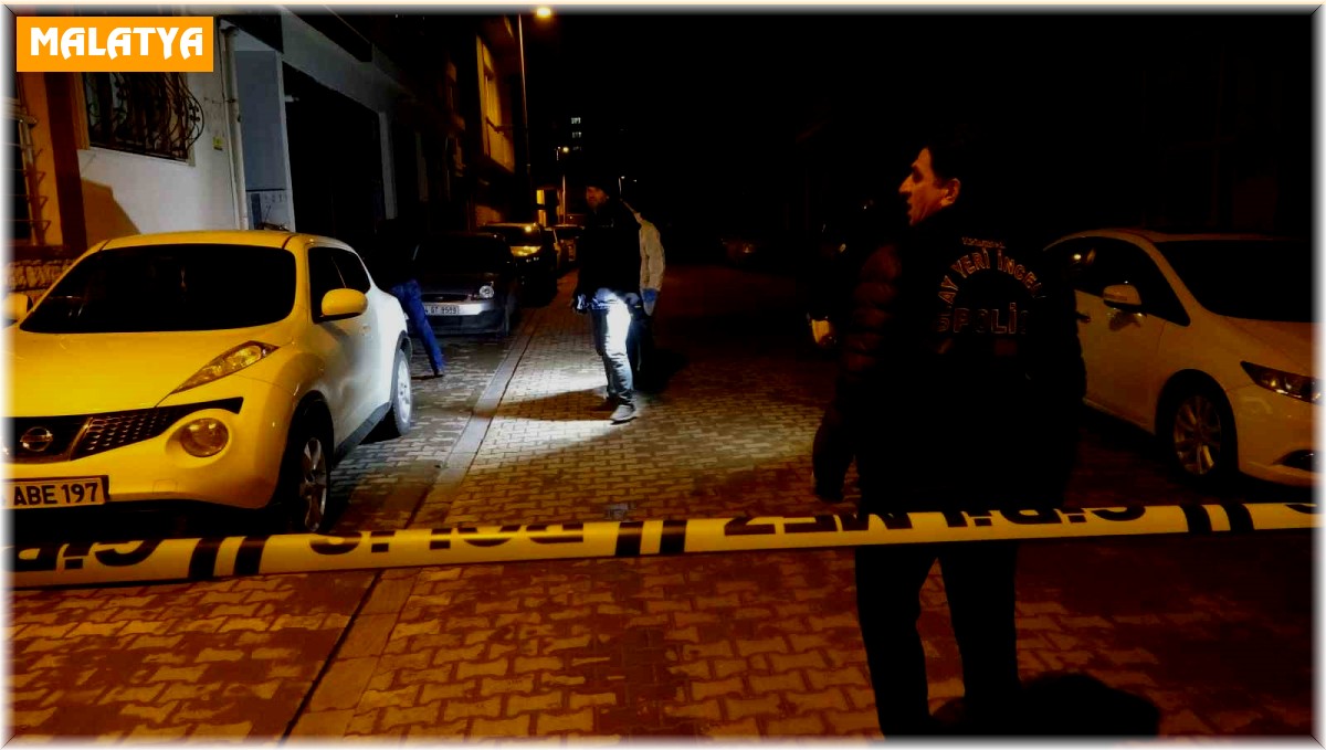 Husumetlilerin silahlı satırlı kavgasında ortalık savaş alınana döndü: 1 ağır yaralı