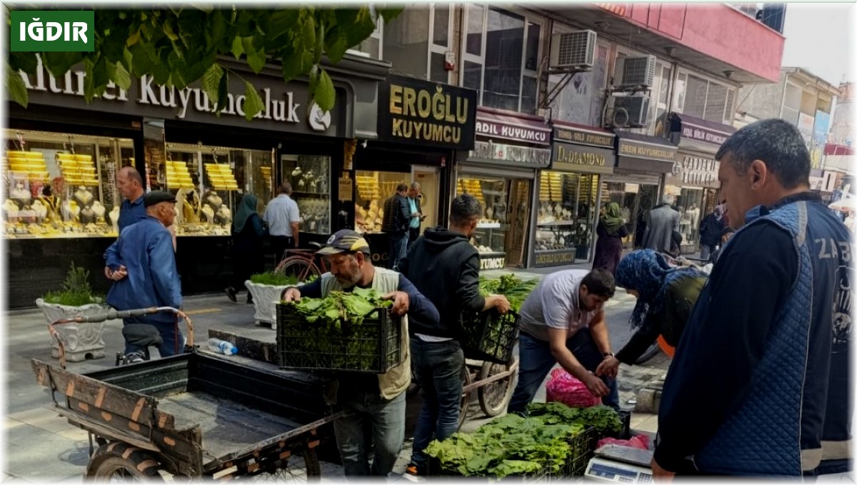 Iğdır Belediyesinden kaldırım işgali denetimi