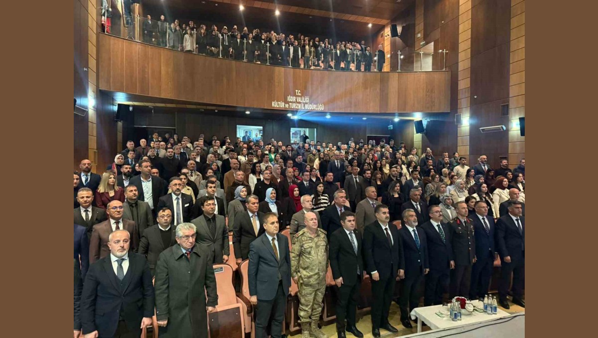 Iğdır'da 24 Kasım öğretmenler günü kutlama programı düzenlendi
