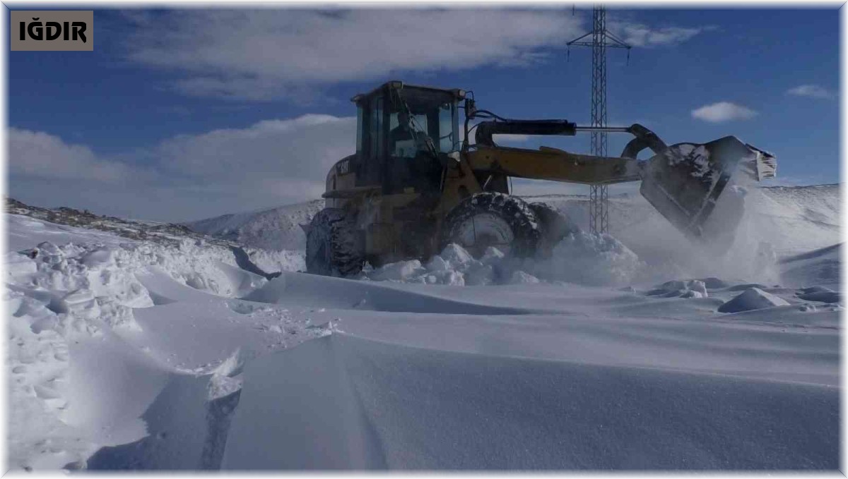 Iğdır'da 42 köy yolu ulaşıma kapandı