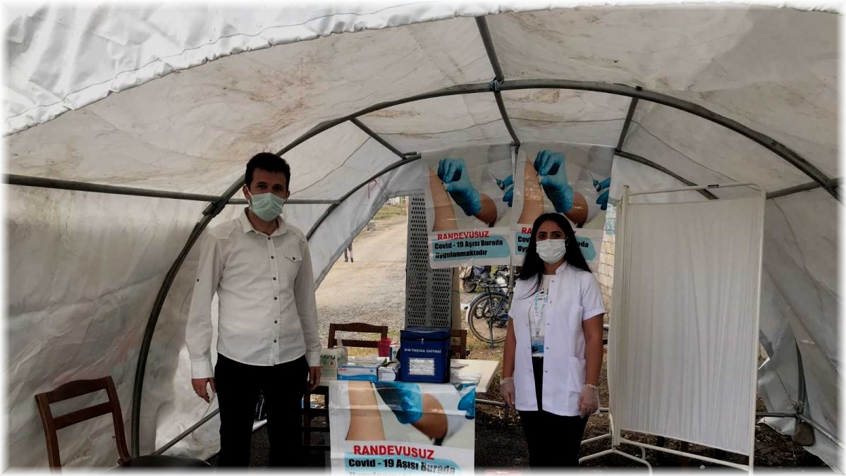 Iğdır'da aşılama çalışmaları tüm hızıyla devam ediyor