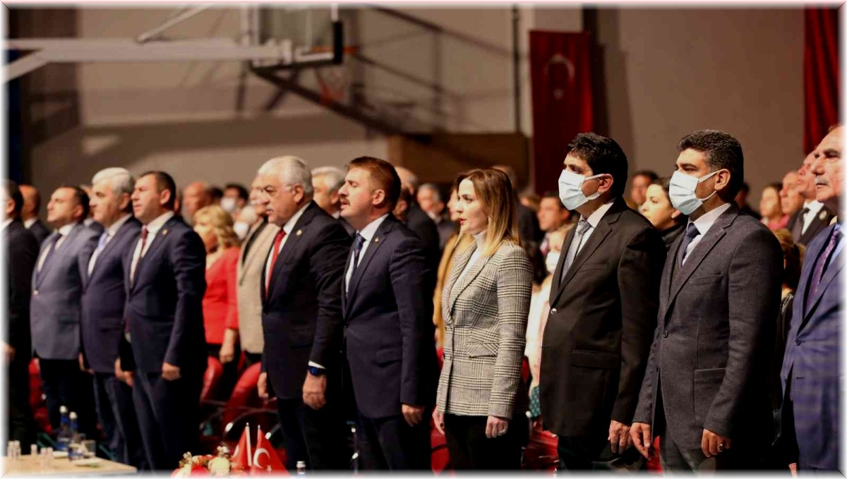 Iğdır'da "Bir Millet İki Devlet Kardeşlik Destanı Gösterisi" düzenlendi