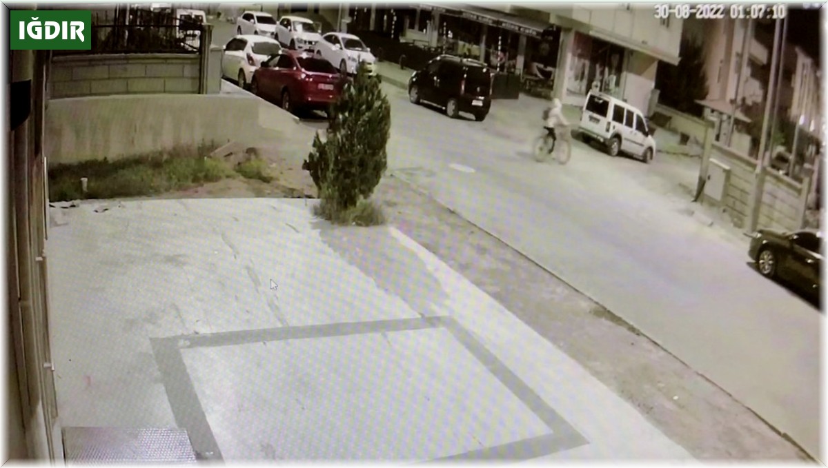 Iğdır'da bisiklet hırsızlarının rahat tavırları pes dedirtti