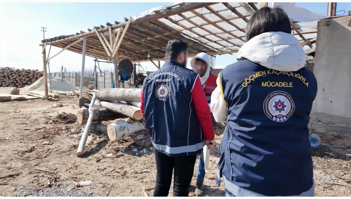 Iğdır'da çalışma izni olmayan yabancı uyruklu düzensiz göçmen çalıştıran iş yerlerine operasyon