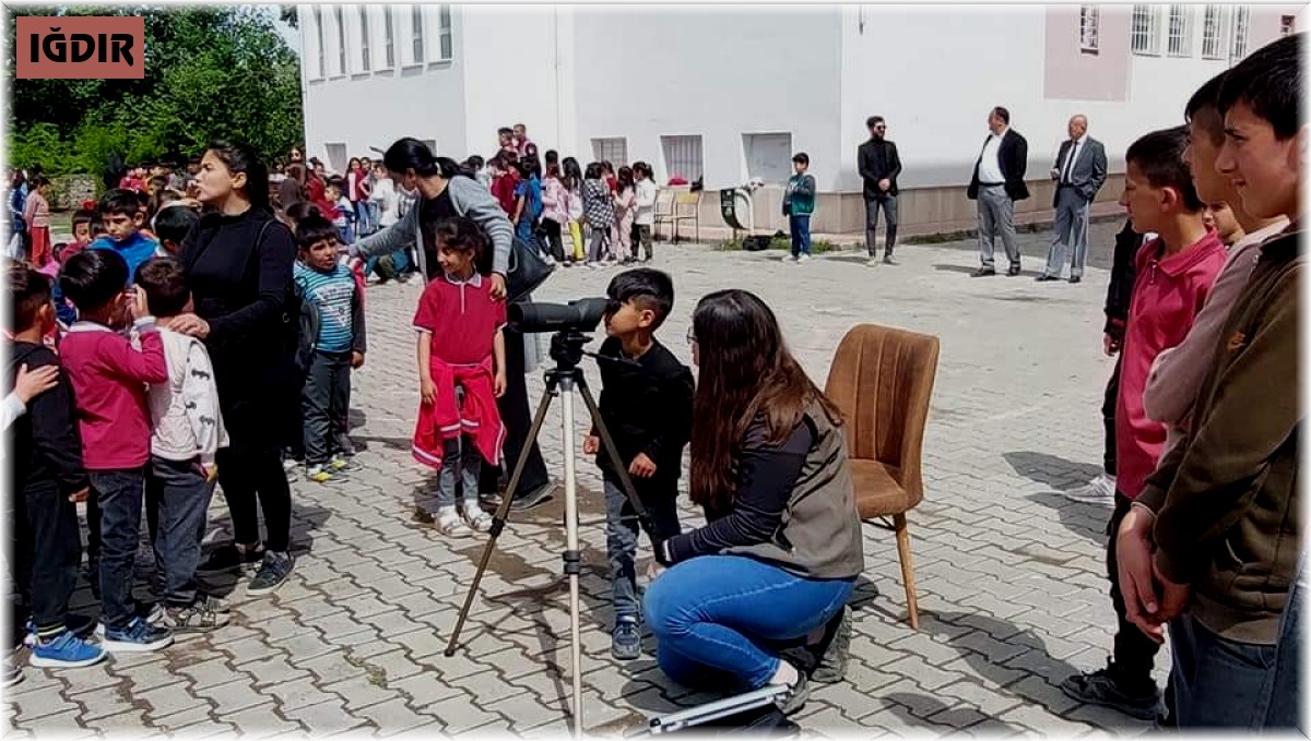 Iğdır'da 'Dünya Göçmen Kuşlar Günü' çerçevesinde eğitim düzenlendi