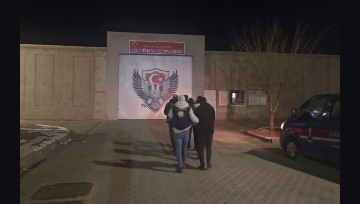 Iğdır'da göçmen kaçakçılığı operasyonu: 3 şüpheli tutuklandı