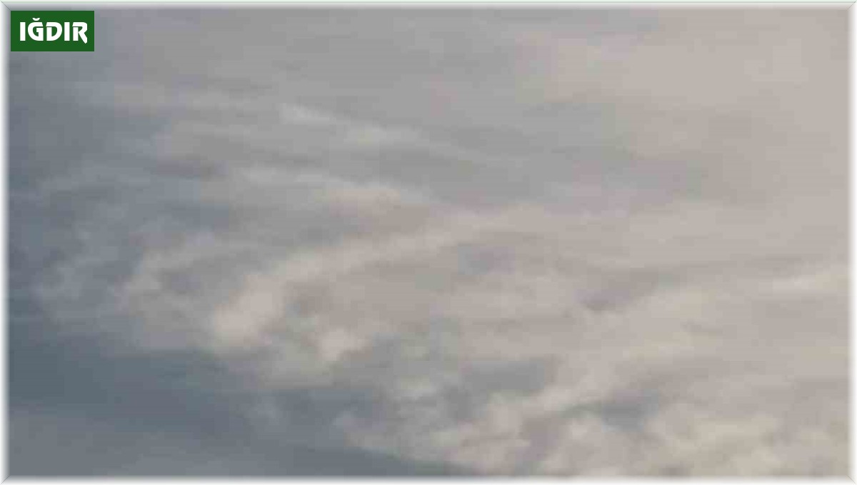 Iğdır'da gökyüzünde beliren ışık görenleri şaşırttı