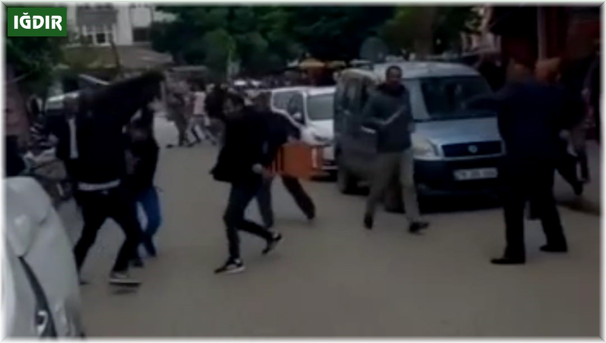 Iğdır'da iki grup arasında çıkan kavganın görüntüleri ortaya çıktı