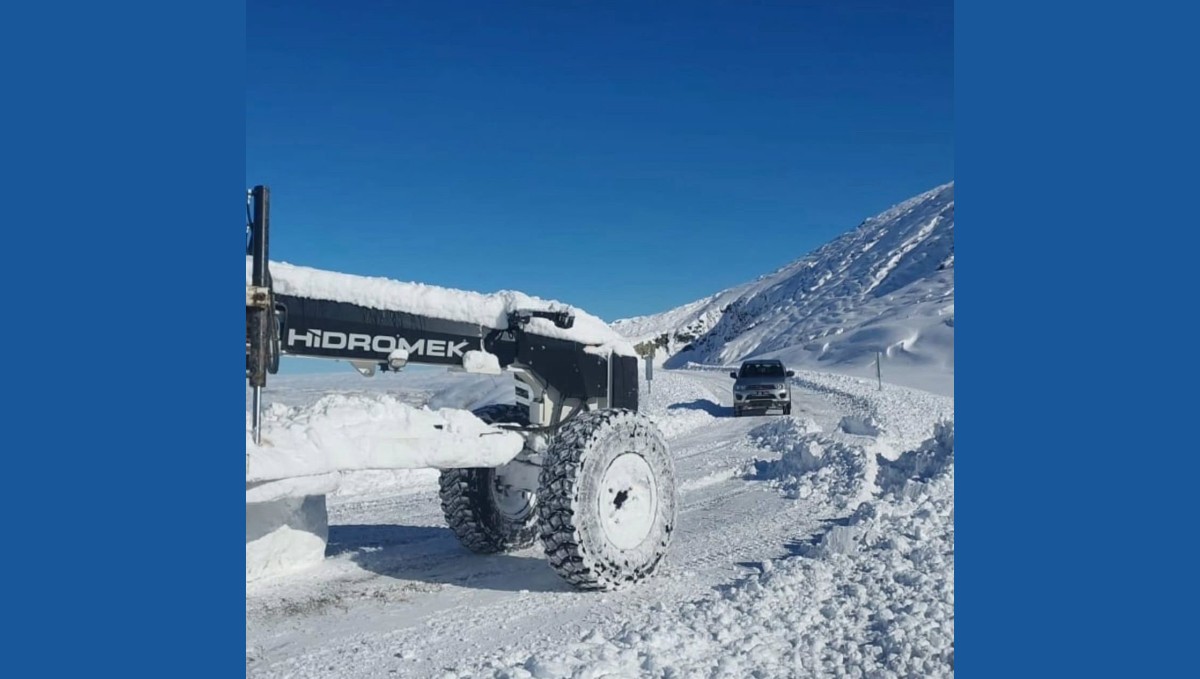 Iğdır'da karla kapanan tüm köy yolları ulaşıma açıldı