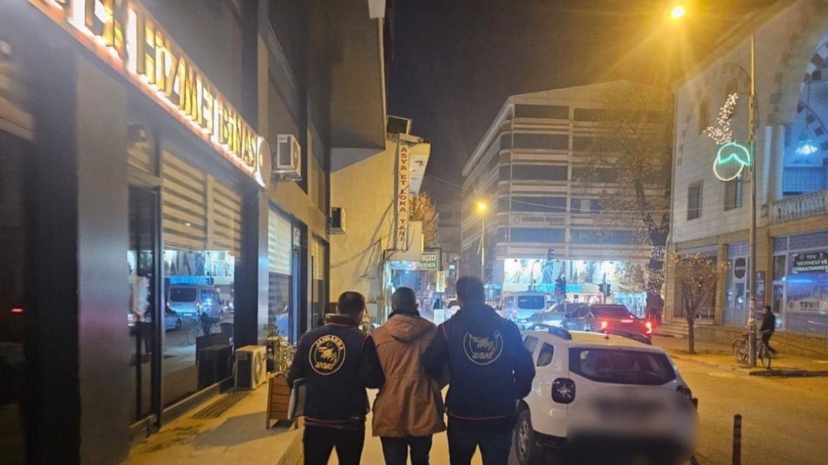 Iğdır'da kasten öldürme suçundan aranan şahıs yakalandı