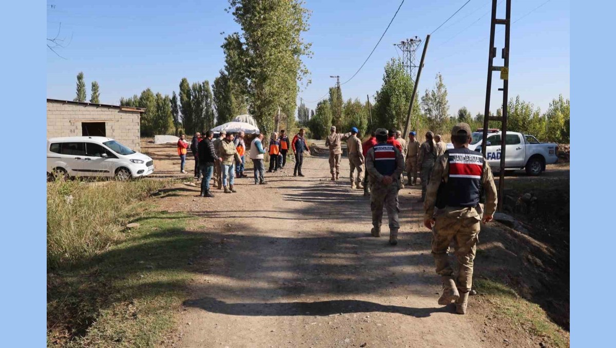Iğdır'da kayıp Alzheimer hastası yaşlı adamı arama çalışmaları sürüyor