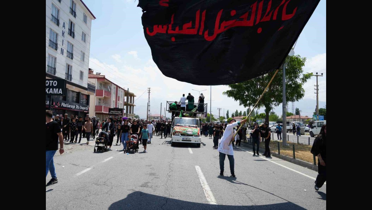 Iğdır'da Kerbela Şehitleri gözyaşlarıyla anıldı