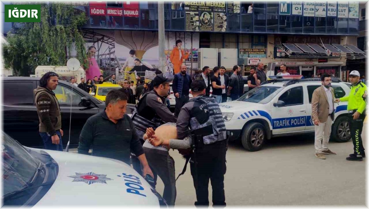 Iğdır'da kız yüzünden silahlı kavga: 5 yaralı